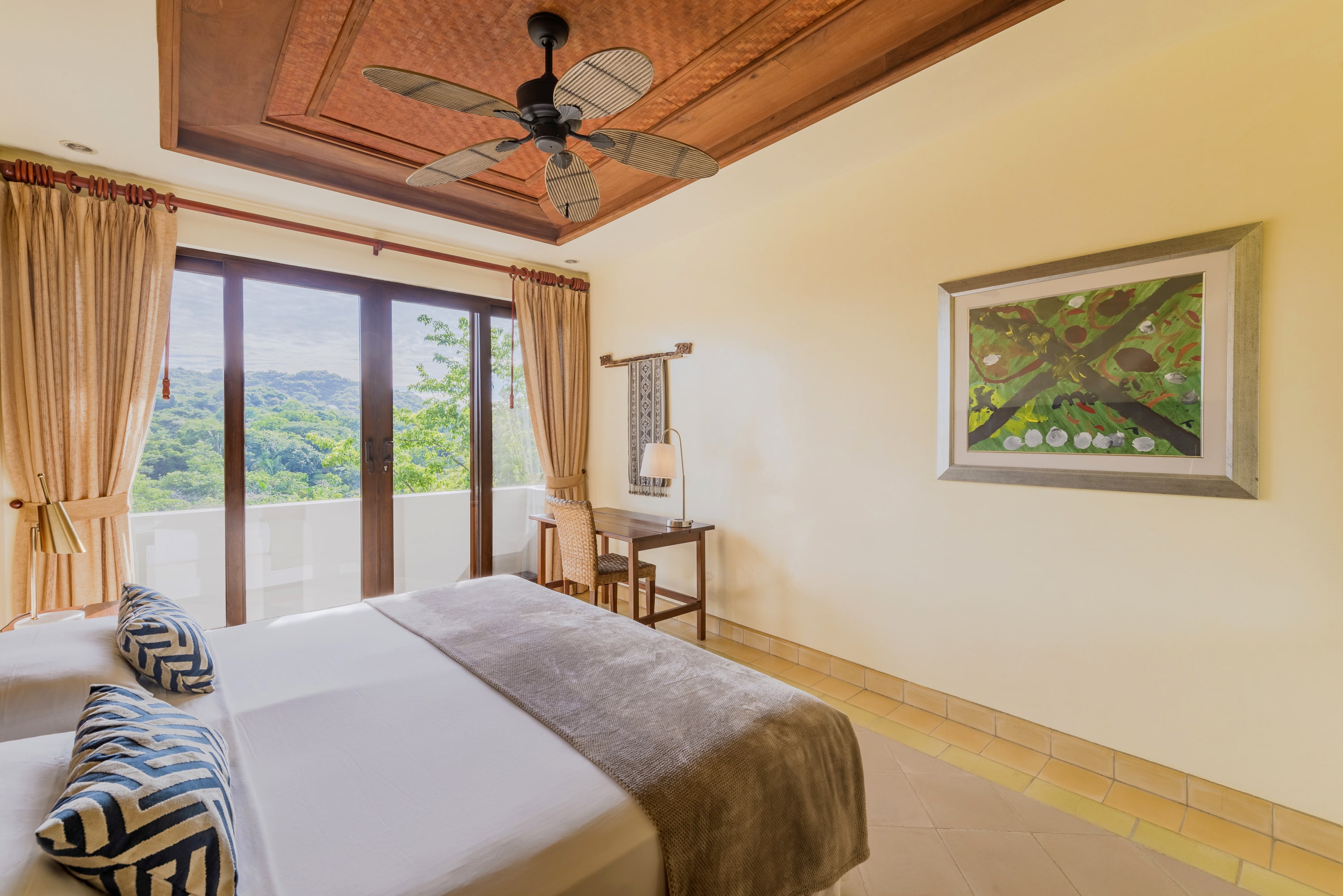 Mountain View Room w/AC