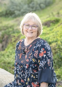Kim Billington, B.Ed; M. Couns.; M. Narrative Therapy and Community Work.'s Profile